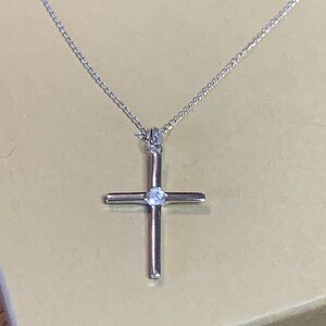 14kt & 10kt white gold Cross Pendant Necklace. Pendant 14kt chain 10kt both mark